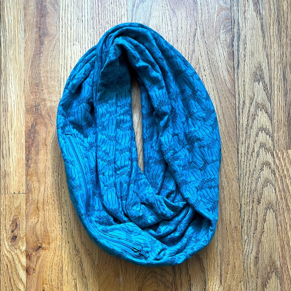 Teal Sholdit Infinity Scarf with Pocket